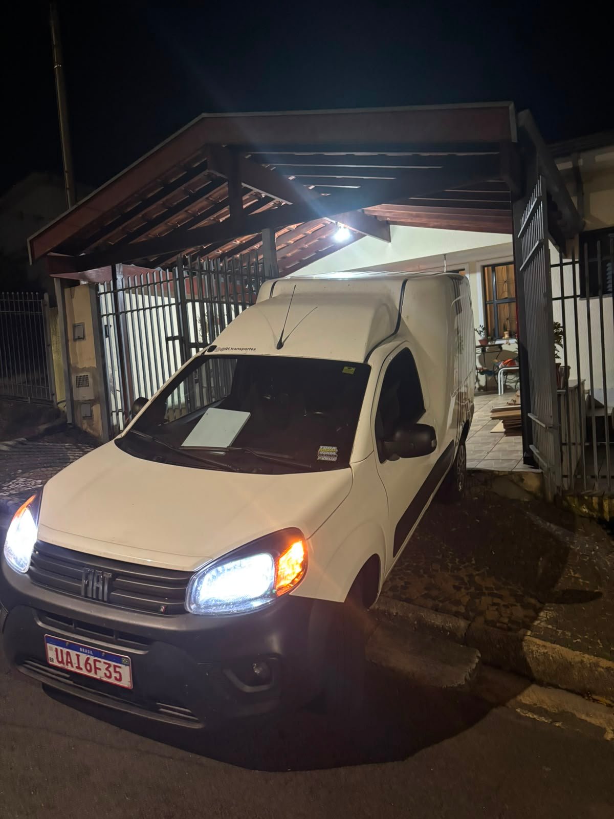 Coletas e entregas noturnas